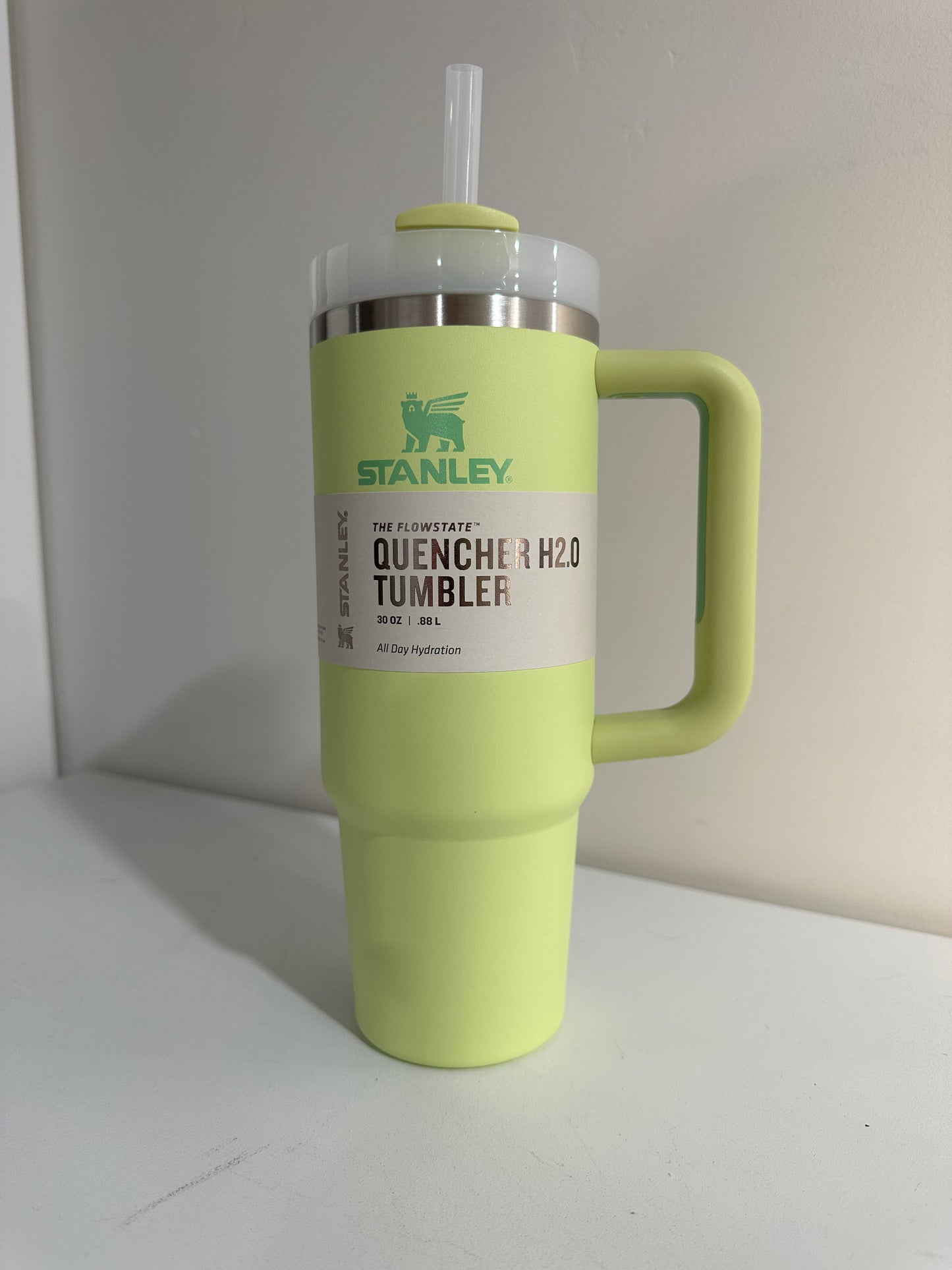 Stanley The Quencher 30 oz. H2.0 FlowState Tumbler in Cream